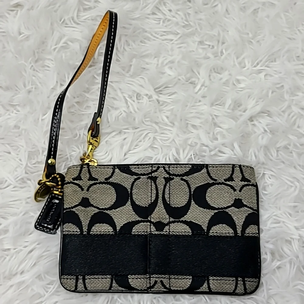 Coach Black/Tan Wristlet